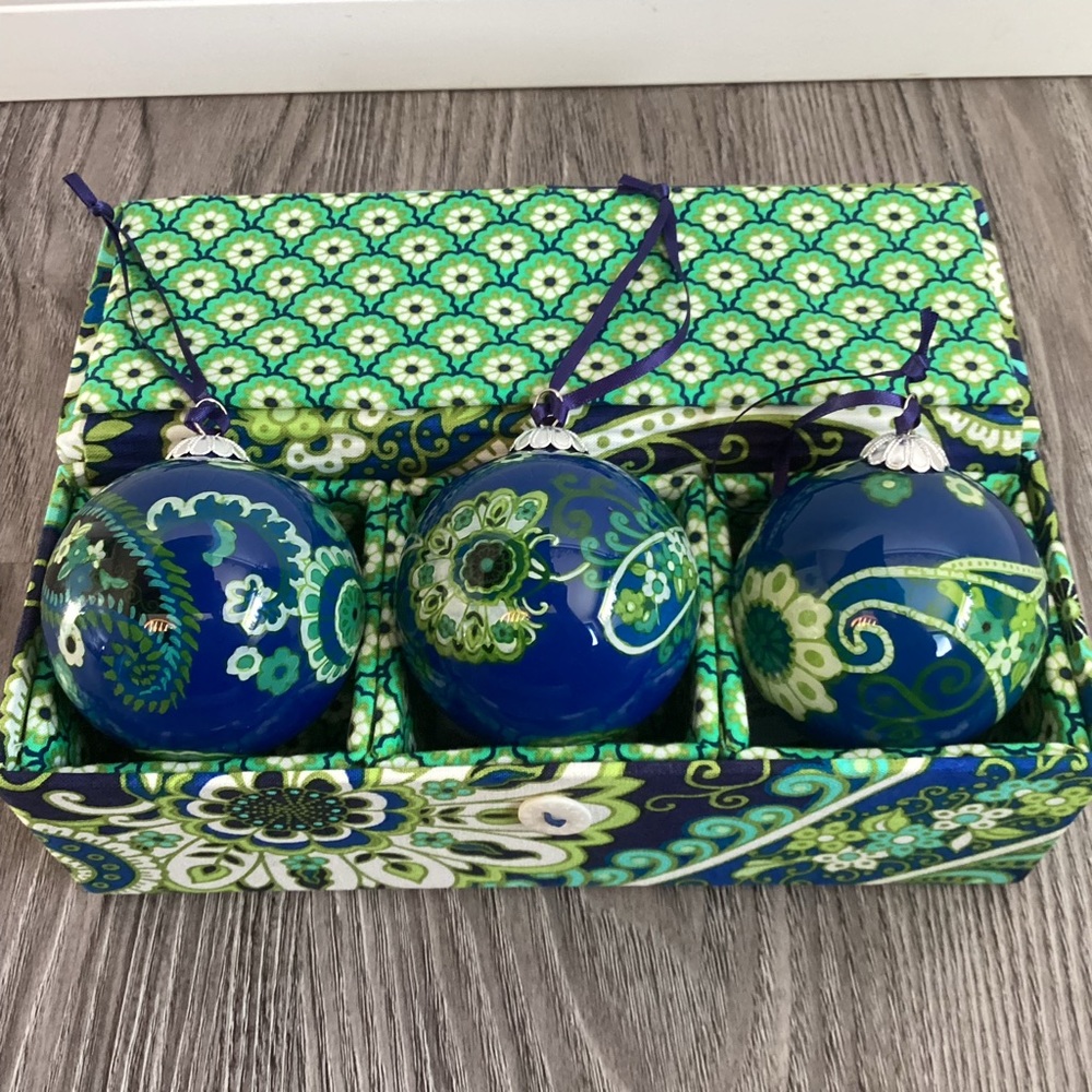 Vera Bradley Christmas Ornaments 🔥HP🔥